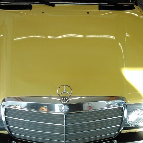 Mercedes Oldtimer Poliert